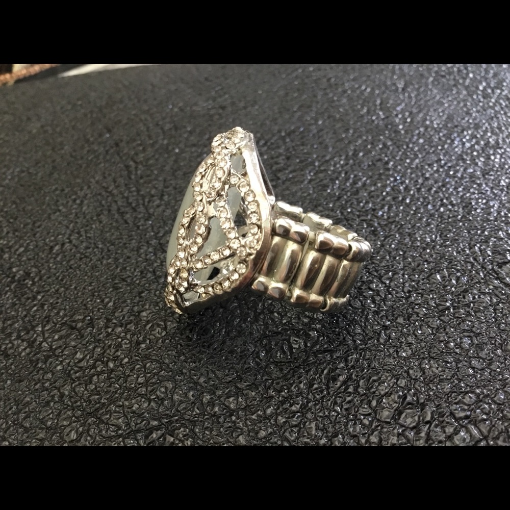Ring - Picture 2 of 2